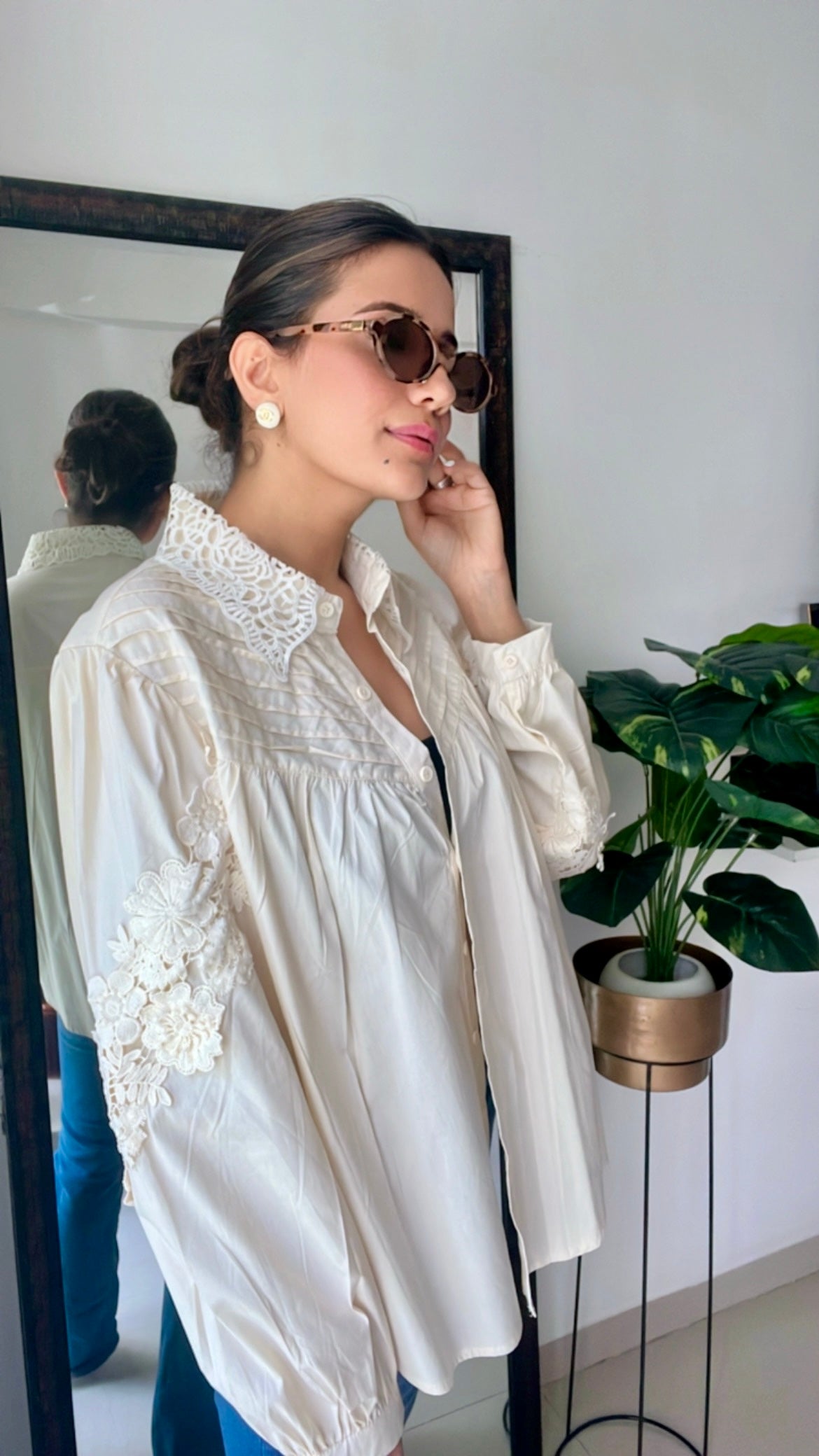 Poplin Lace Eplique Shirt