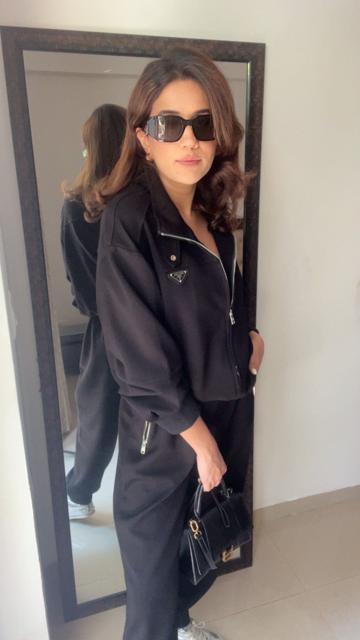 Classic Black Relaxed Lounge Set