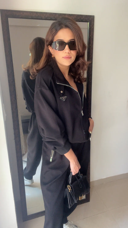 Classic Black Relaxed Lounge Set