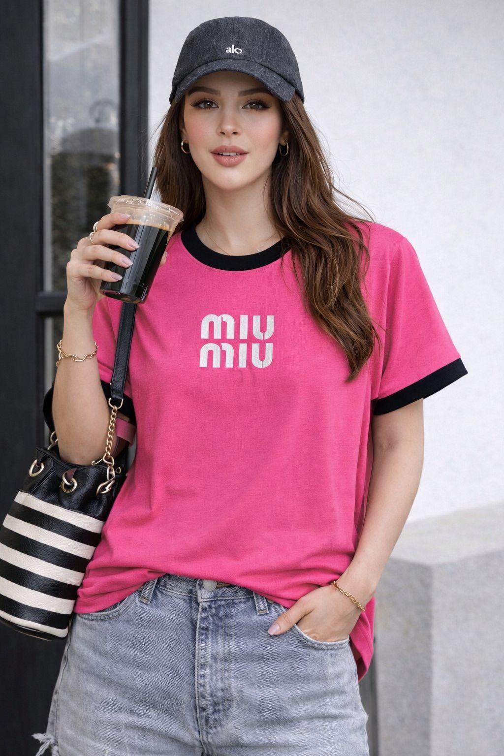 Black Outlined Summer Tee