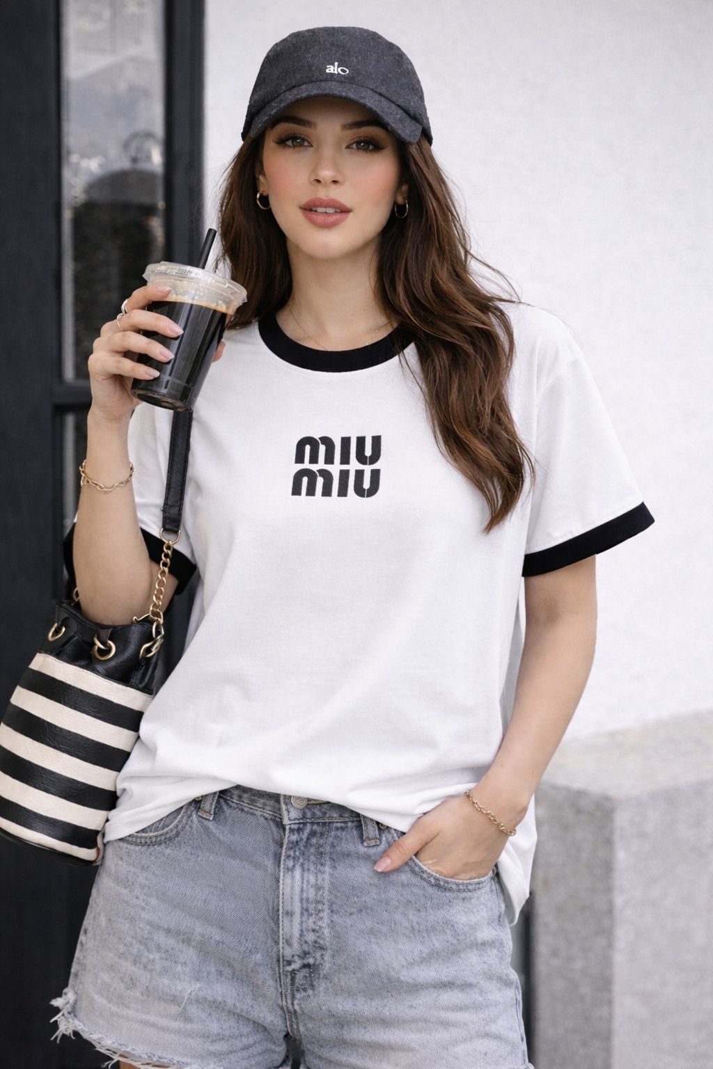 Black Outlined Summer Tee