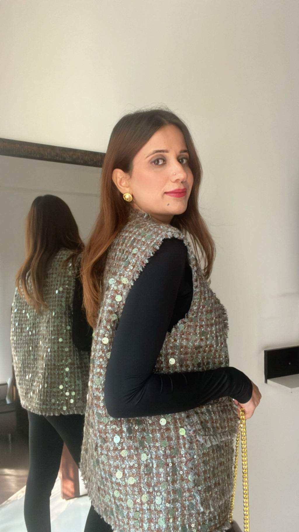 Sequin Embedded Tweed Fall Vest
