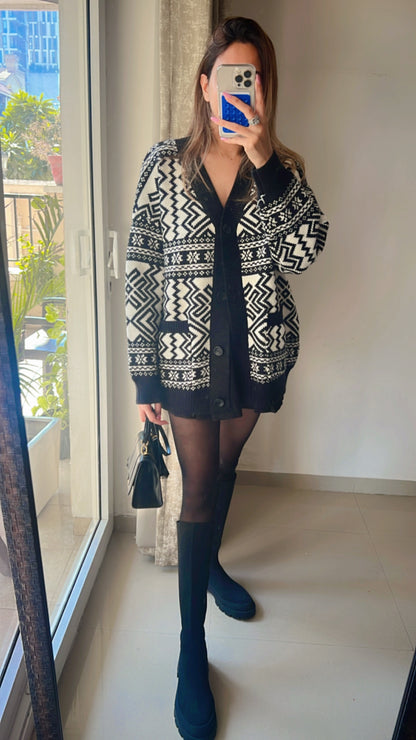 Monochrome Oversized Knit Fall Cardigan