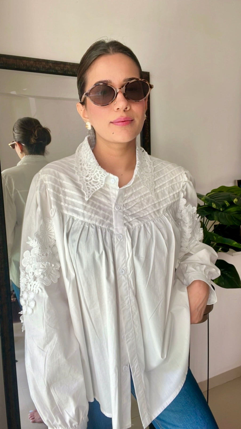 Poplin Lace Eplique Shirt