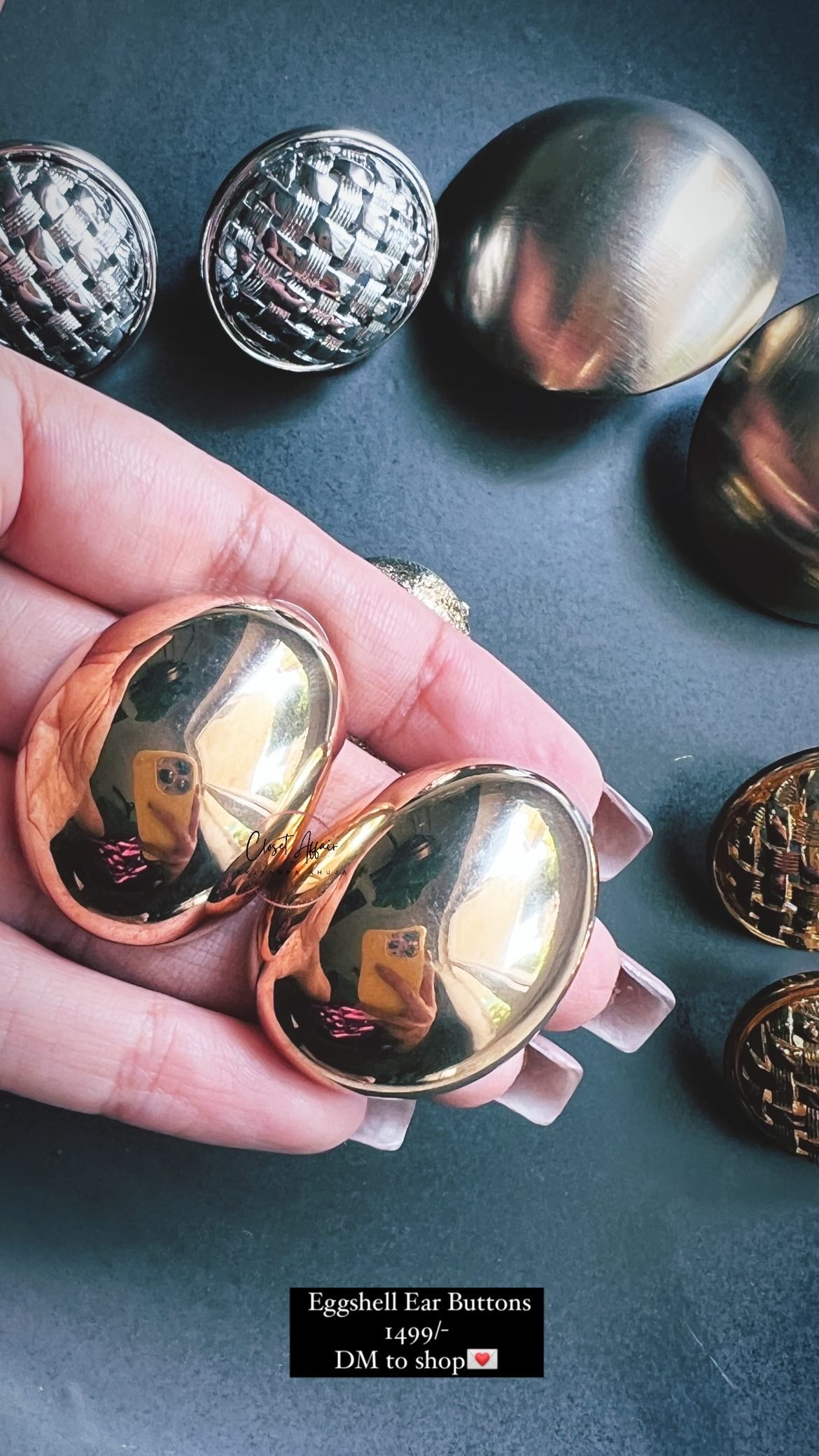 Egg Shell Good Earrings