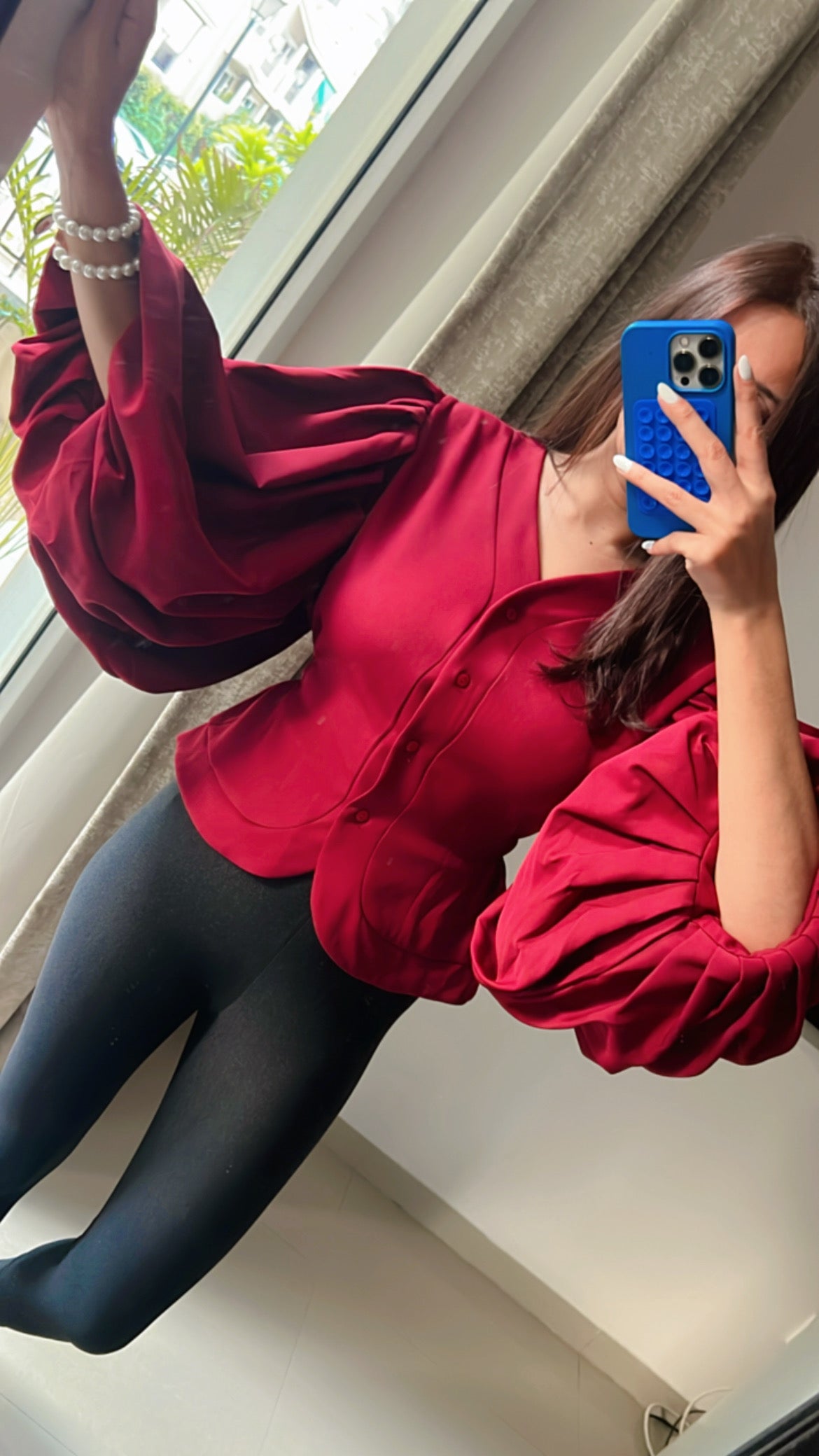 Voluminous Sleeves Buttoned Top