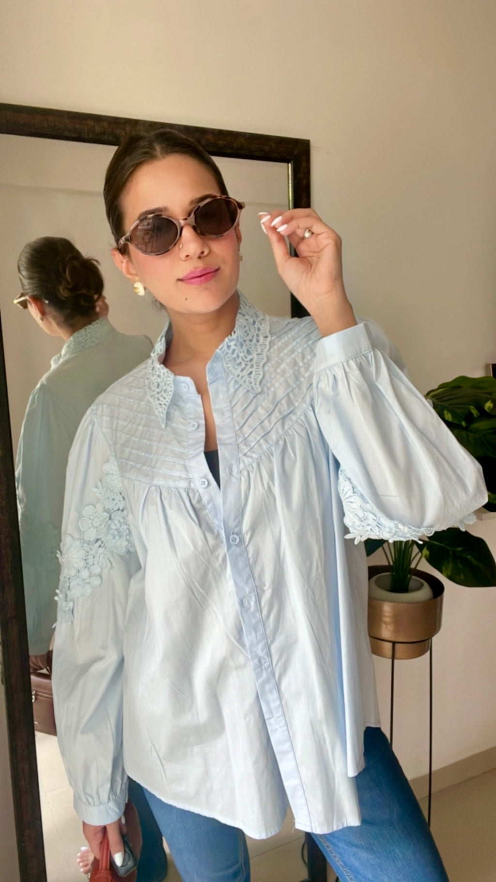 Poplin Lace Eplique Shirt