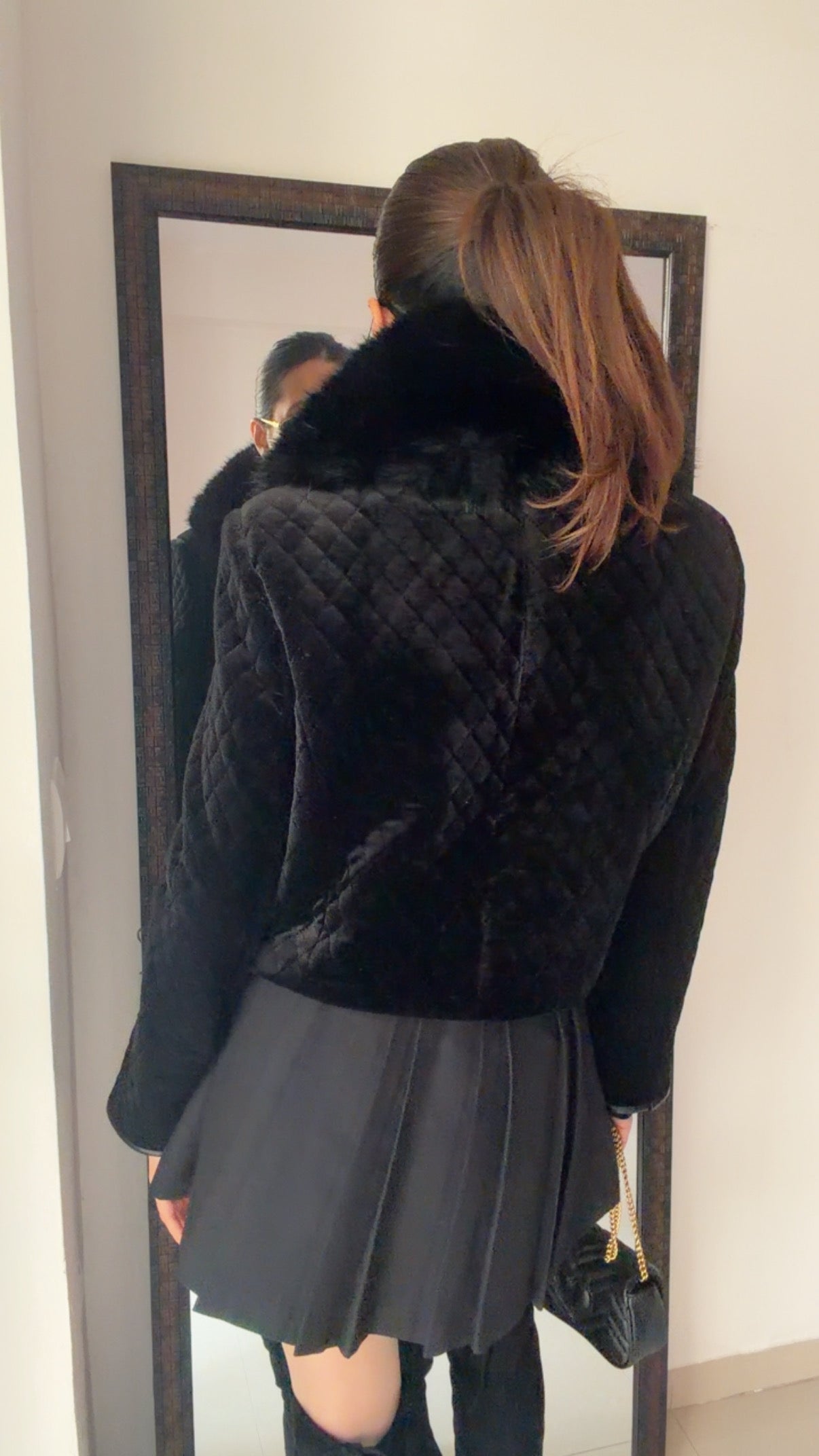 Quilted Fall Velvet Jacket with Faux Fur Collar (Fur Detachable)