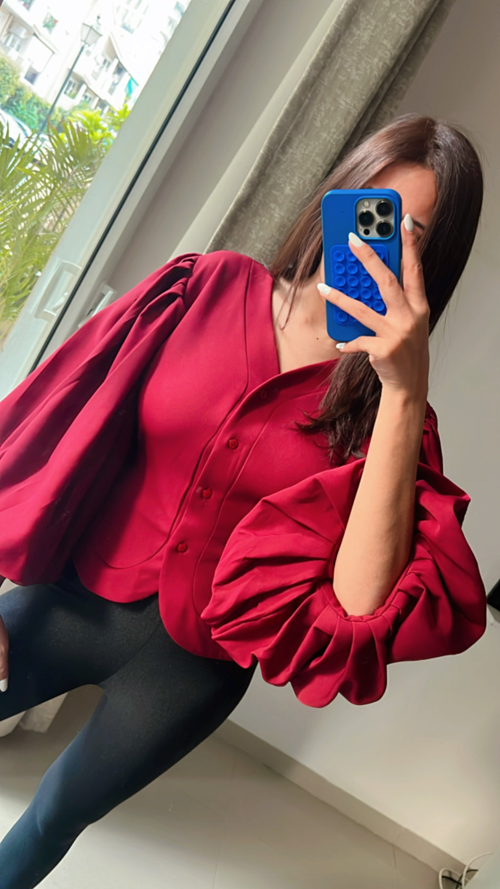 Voluminous Sleeves Buttoned Top