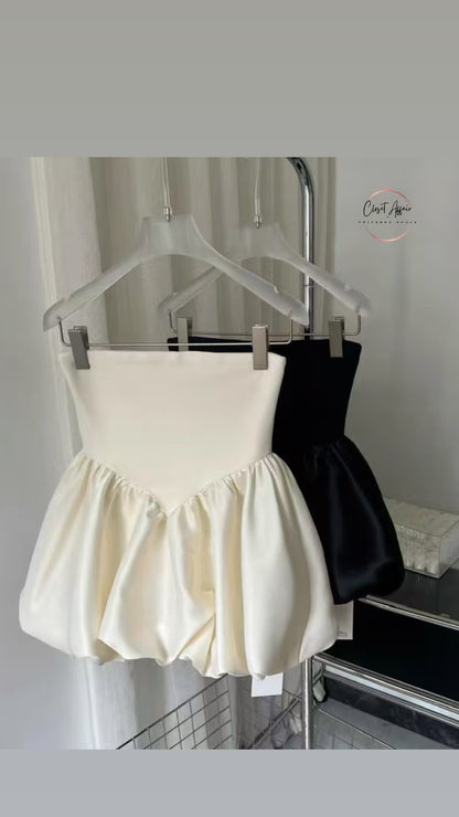 Flounce Statement Top