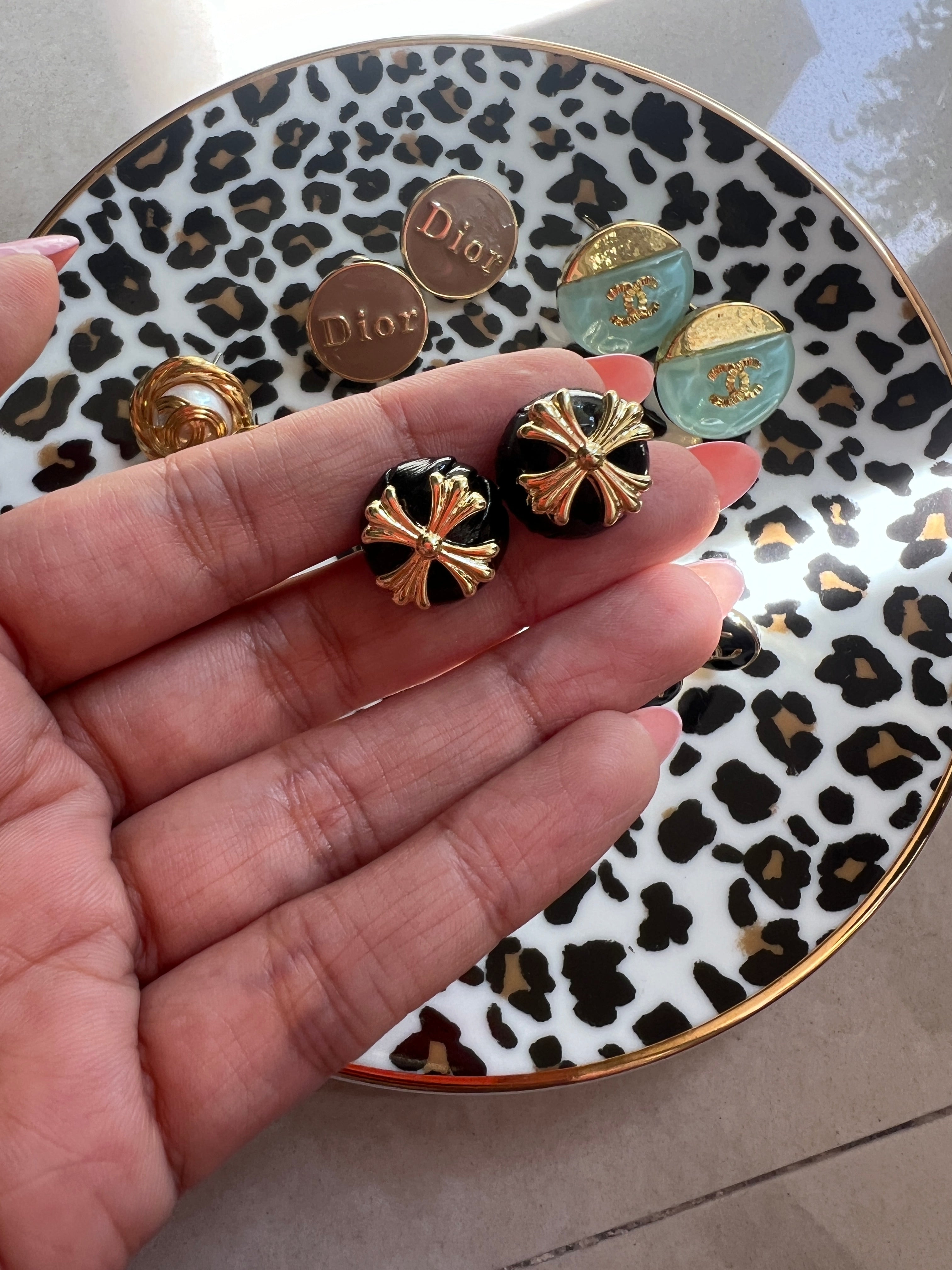 Black Round Earrings