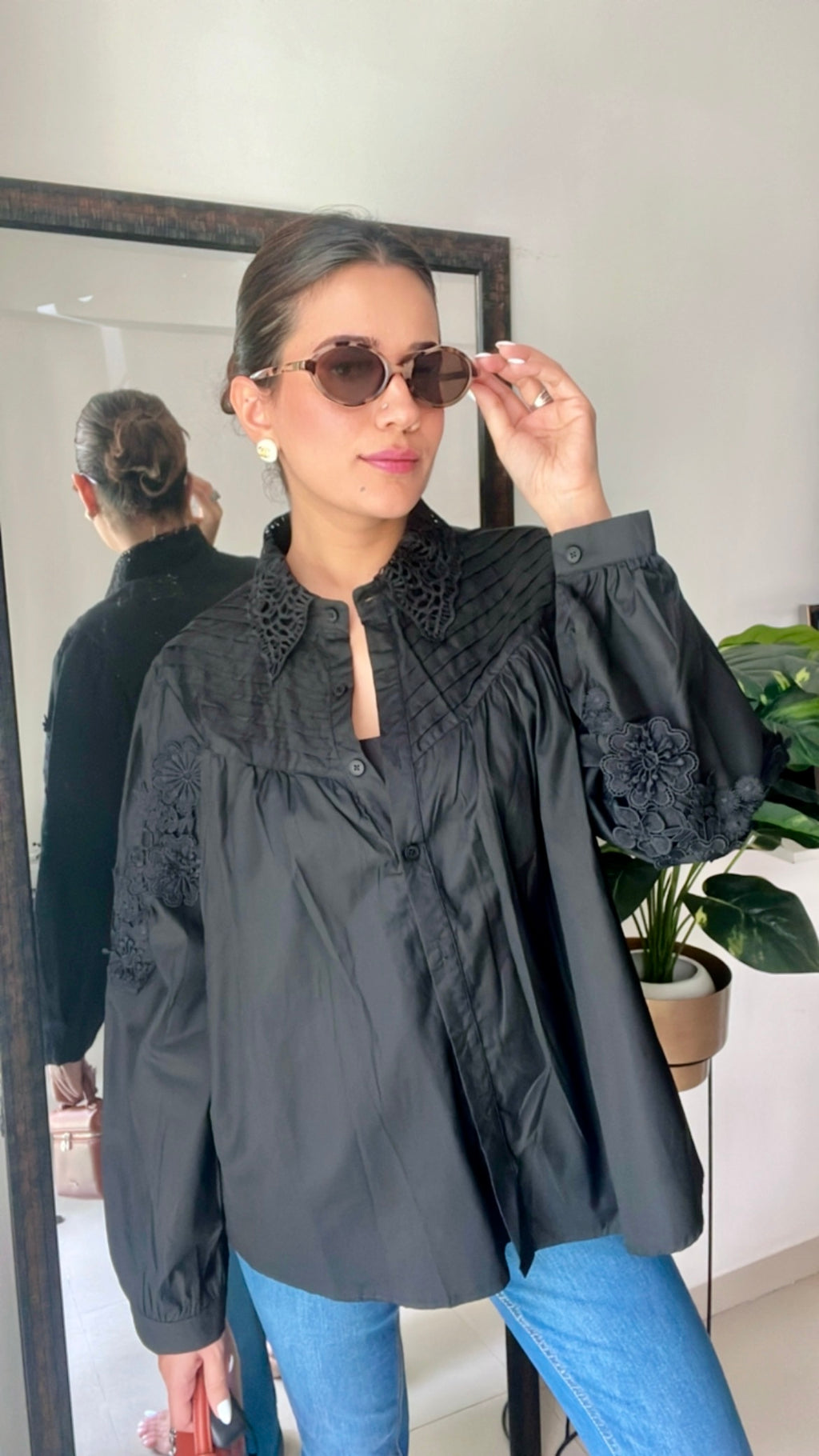 Poplin Lace Eplique Shirt