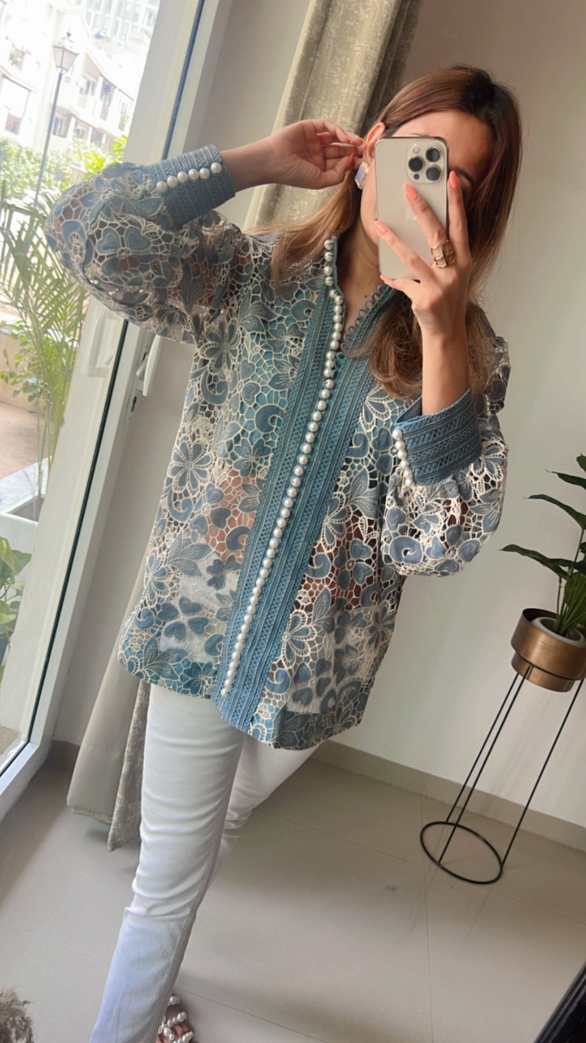 Lace Pearl Overdosed Shirt