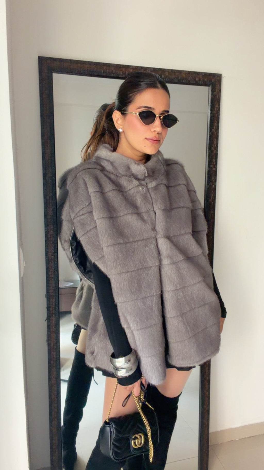 Luxe Fall Faux Fur Oversized Sleeveless Jacket