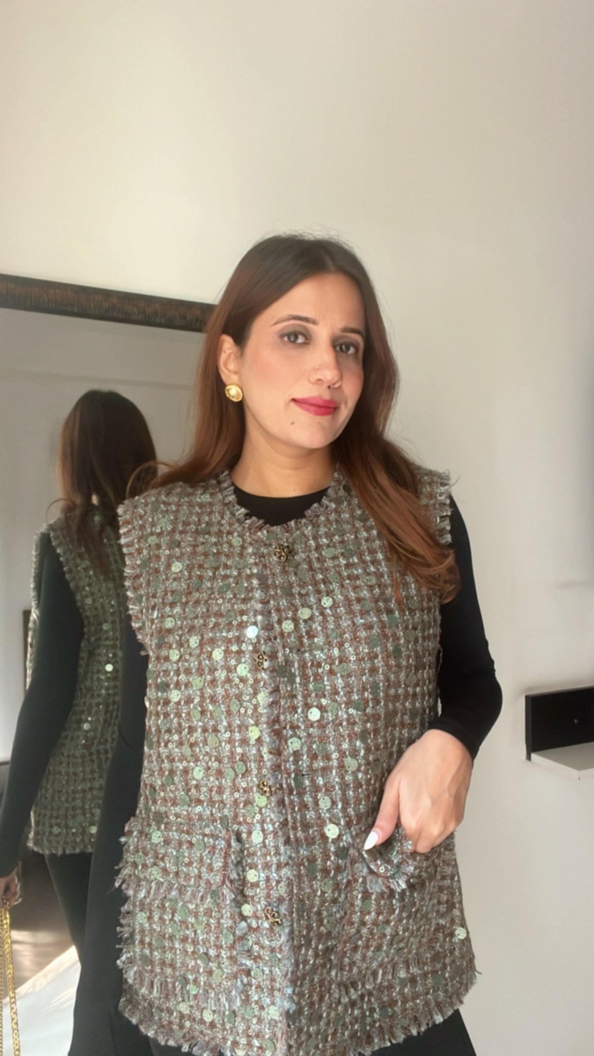 Sequin Embedded Tweed Fall Vest