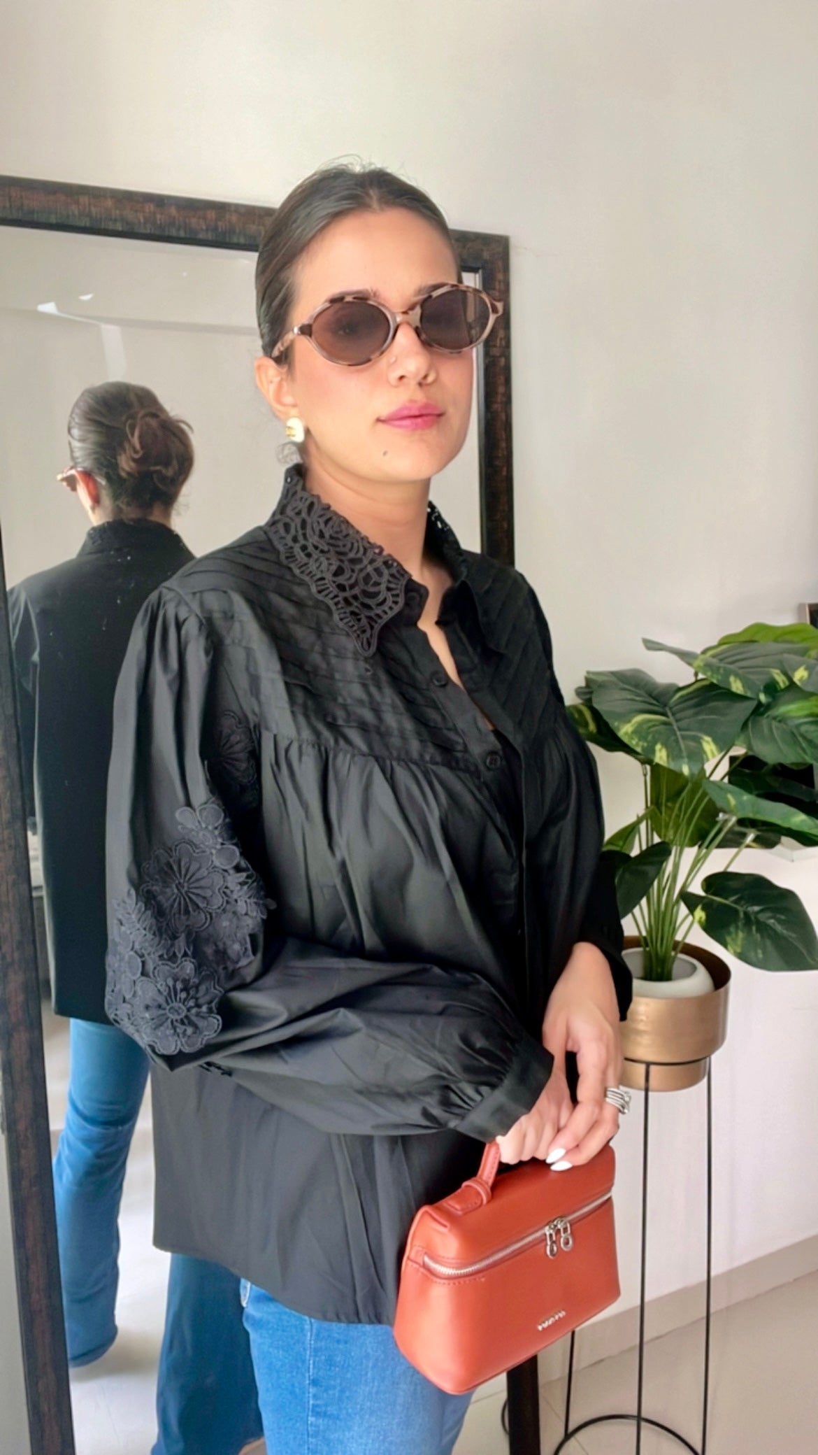 Poplin Lace Eplique Shirt