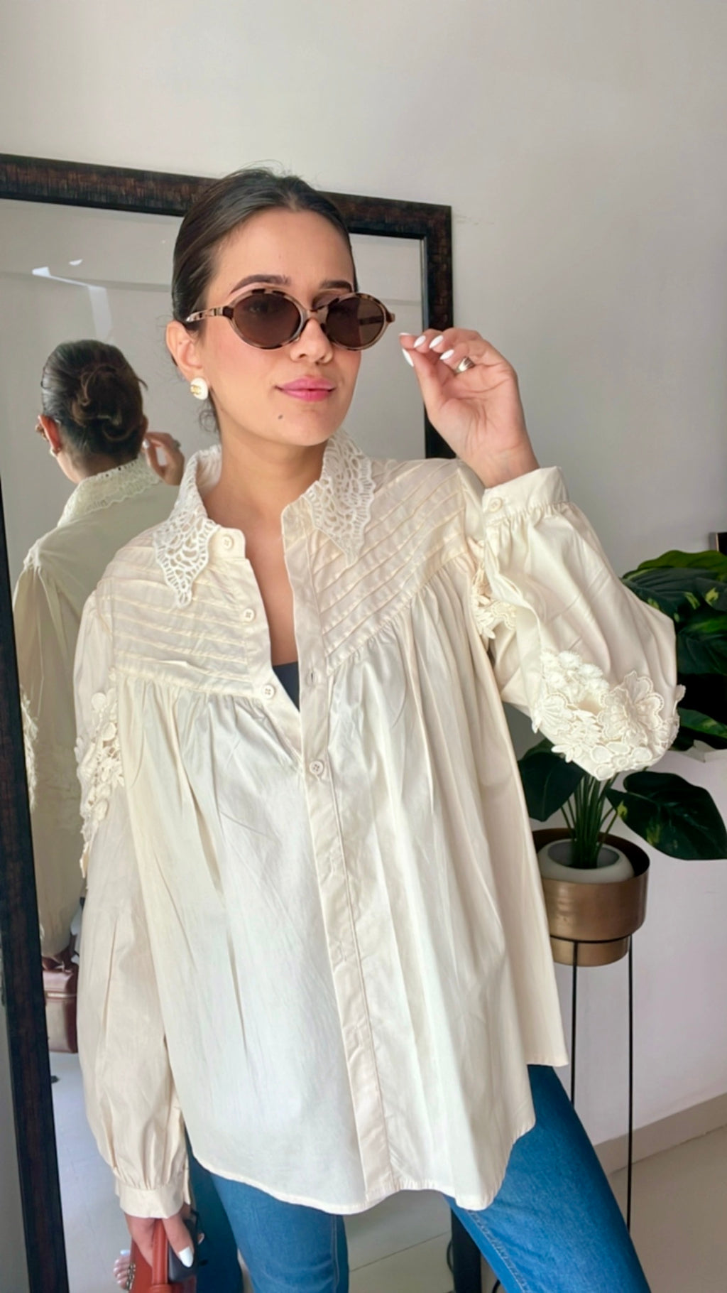 Poplin Lace Eplique Shirt