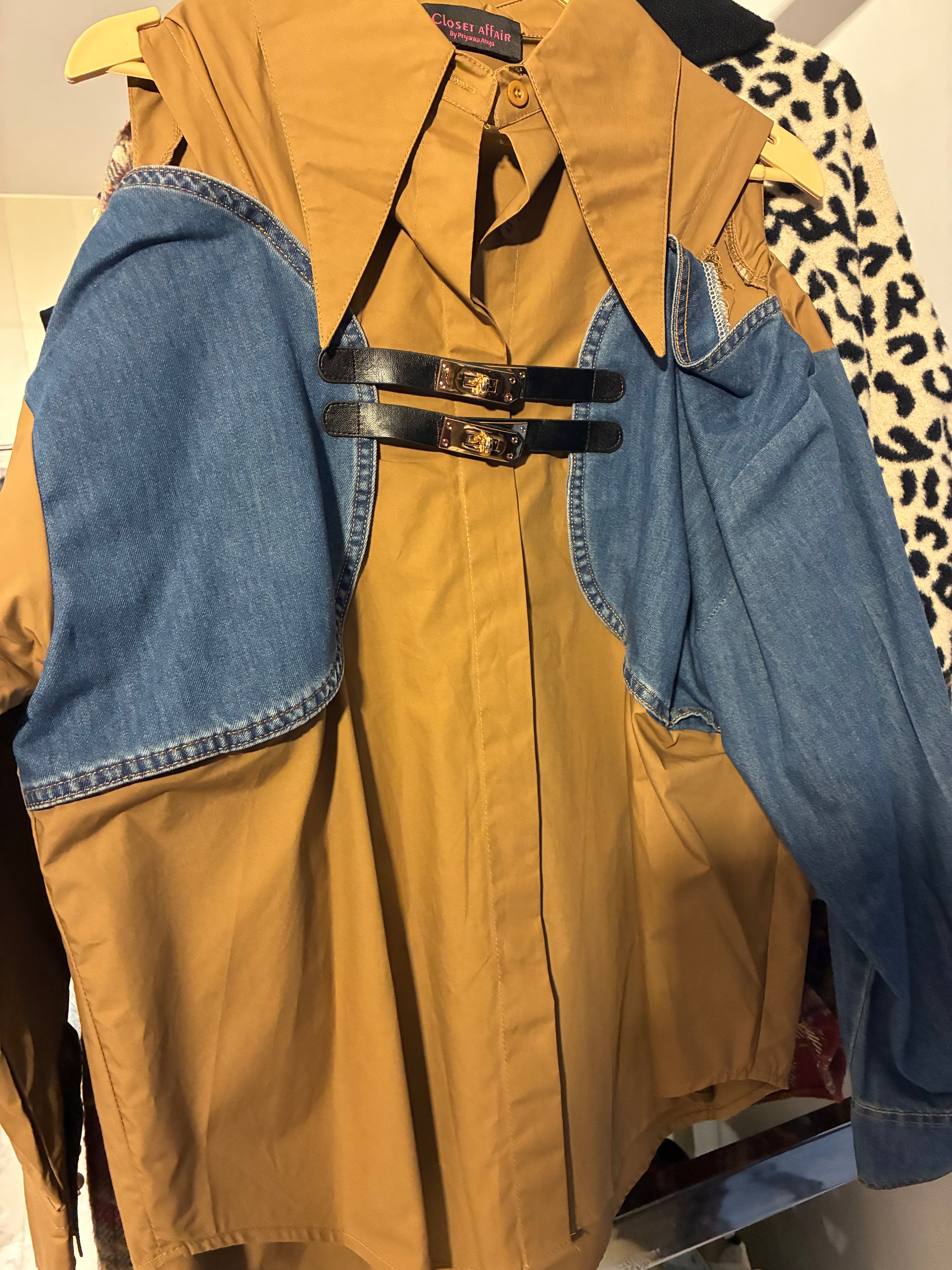 Denim Shoulder Cut Belt detailed Poplin Shirt