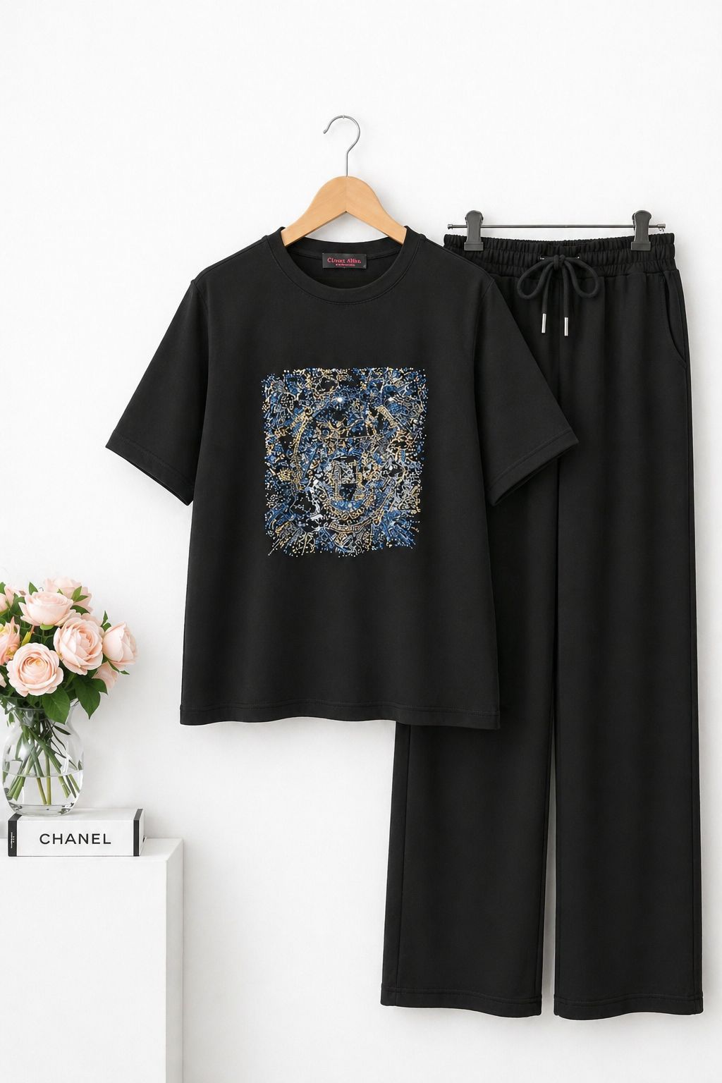 Abstract Print Ivory Lounge Set