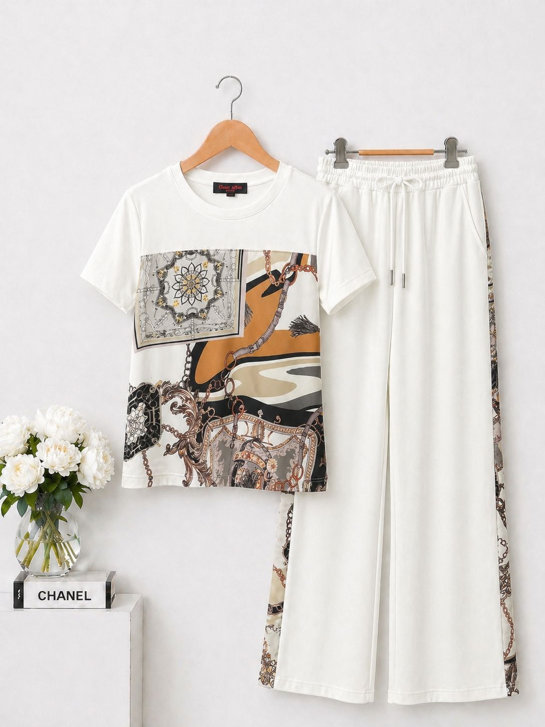 Baroque Print Ivory Lounge Set