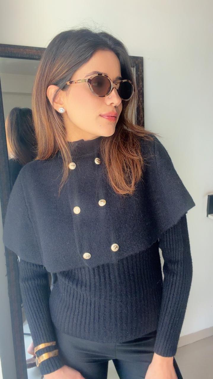 Cape knitted Fall Top
