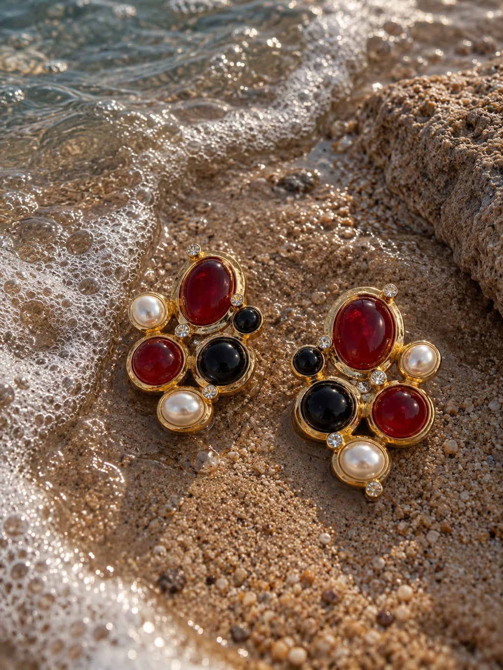 Élan Statement Studs Earrings