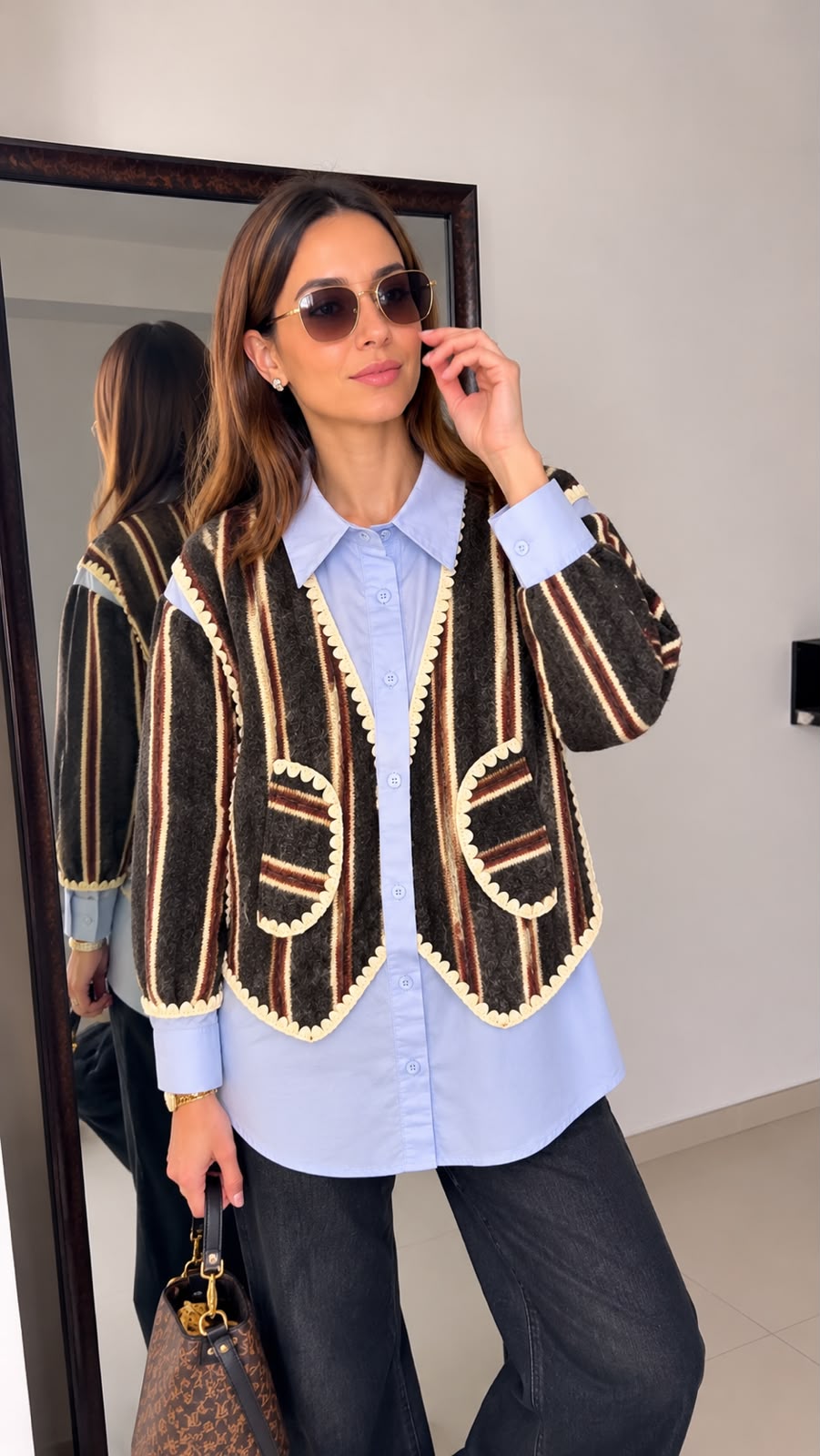 Downtown Chic Fall Knit Shirt