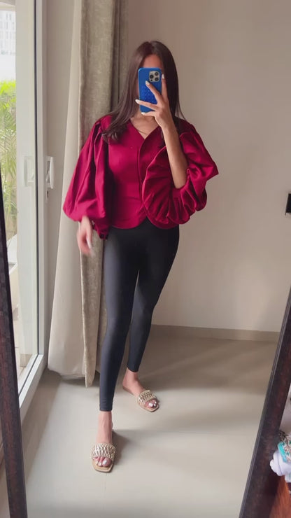 Voluminous Sleeves Buttoned Top